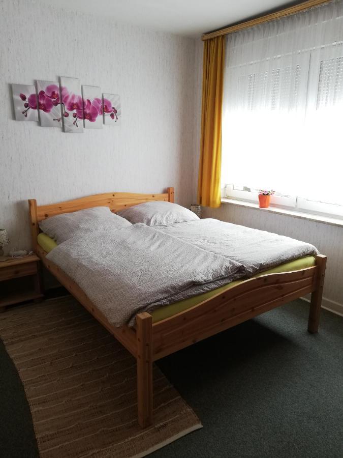 Weingut Helmut Barzen Appartement Zell Buitenkant foto