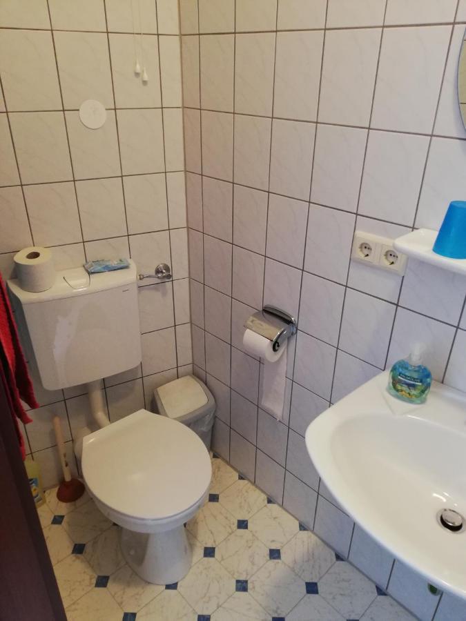 Weingut Helmut Barzen Appartement Zell Buitenkant foto