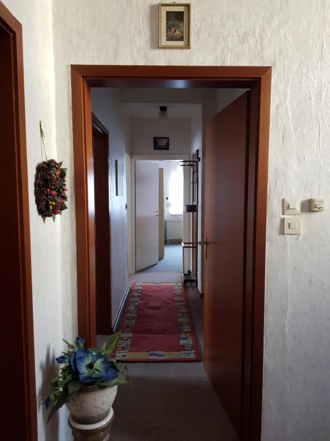 Weingut Helmut Barzen Appartement Zell Buitenkant foto